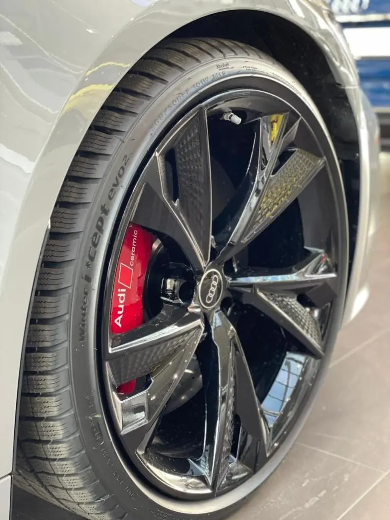 Audi RS6 Dynamic 2023, front view — Florence Luxury Car Rental, Florence. Audi RS6 Dynamic in Florence Hiring the 2023 Audi RS6 Dynamic in Florence provides a…