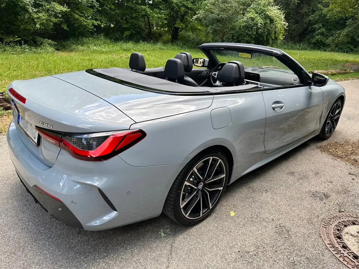 BMW 430i Cabrio 2023, exterior — Florence Luxury Car Rental, Florence. BMW 430i Cabrio in Florence The 2023 BMW 430i Cabrio is available for hire in Florence,…