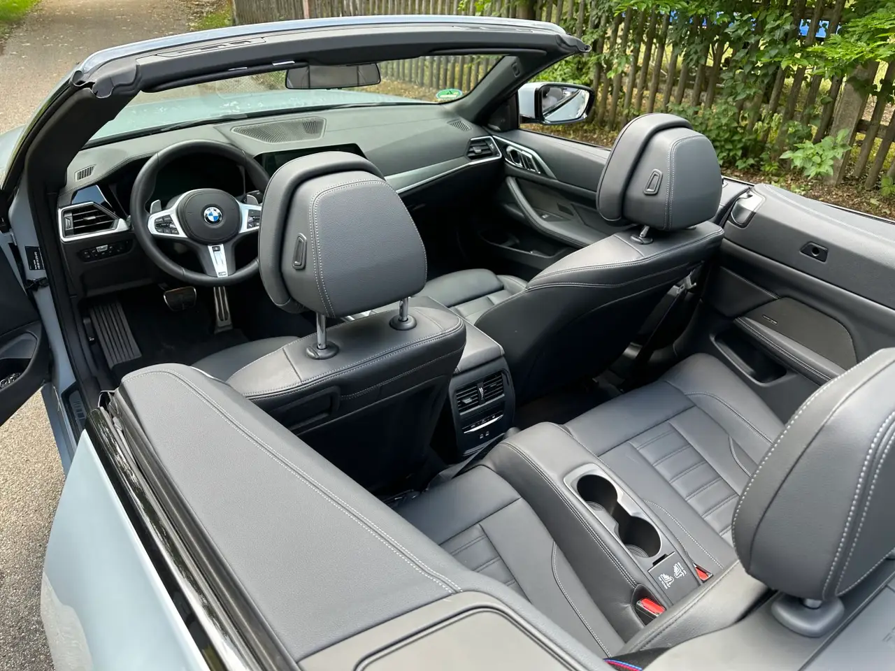 BMW 430i Cabrio 2023, dashboard — Florence Luxury Car Rental, Florence. BMW 430i Cabrio in Florence The 2023 BMW 430i Cabrio is available for hire in Florence,…