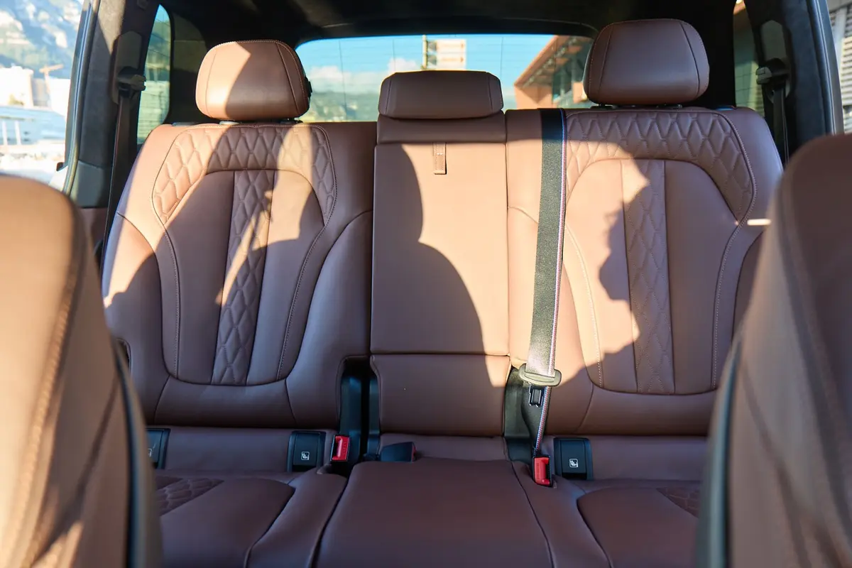 BMW X7 40d M 2024, dashboard — Florence Luxury Car Rental, Florence. BMW X7 40d M in Florence The 2024 BMW X7 40d M is available for rental in Florence,…