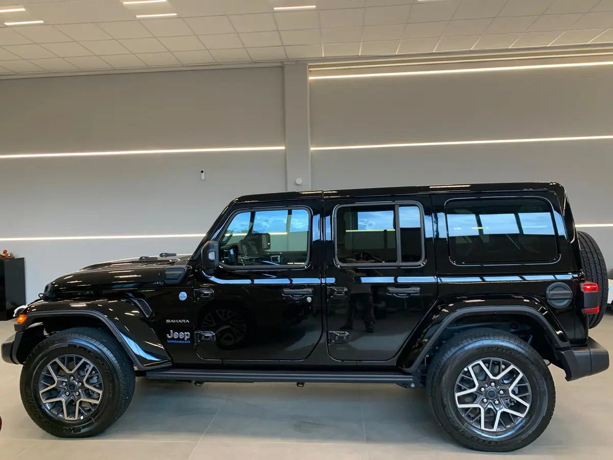 Jeep Wrangler 2025, side profile — Florence Luxury Car Rental, Florence. Jeep Wrangler in Florence Renting the 2025 Jeep Wrangler in Florence provides an SUV…