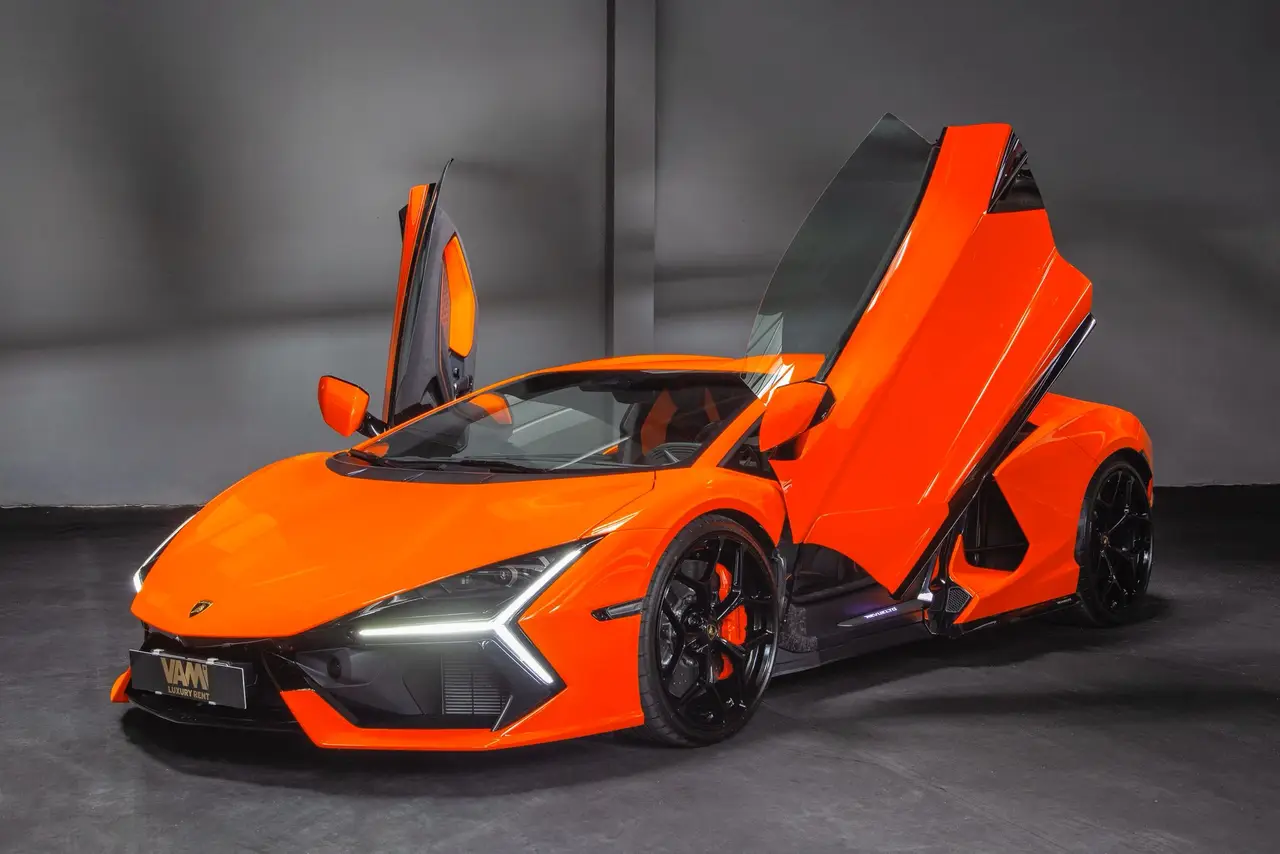 Lamborghini Revuelto 2026, side profile — Florence Luxury Car Rental, Florence. Lamborghini Revuelto in Florence Renting the 2026 Lamborghini Revuelto in Florence…
