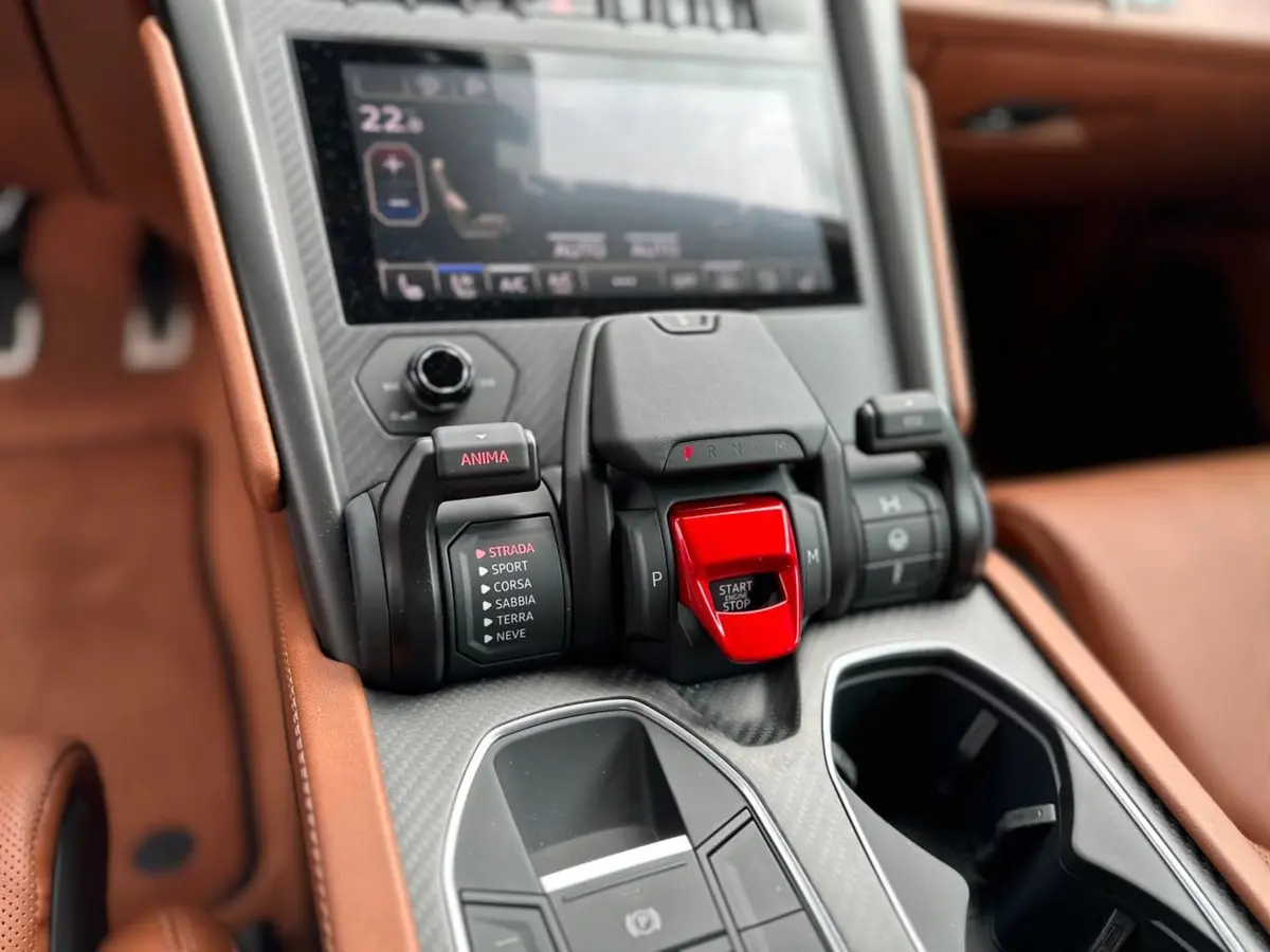Lamborghini Urus S 2023, interior — Florence Luxury Car Rental, Florence. Lamborghini Urus S in Florence Renting the 2023 Lamborghini Urus S in Florence provides…