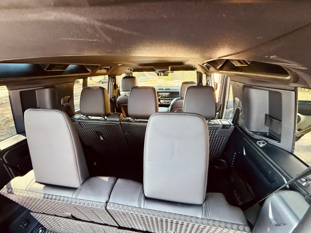 Land Rover Defender X-Dynamic 7 seater 2024, exterior — Florence Luxury Car Rental, Florence. Land Rover Defender X-Dynamic 7 seater in Florence Renting the 2024 Land Rover Defender…