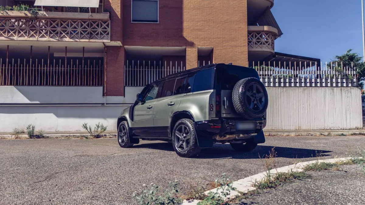 Land Rover Defender X-Dynamic 7 seater 2024, front view — Florence Luxury Car Rental, Florence. Land Rover Defender X-Dynamic 7 seater in Florence Renting the 2024 Land Rover Defender…