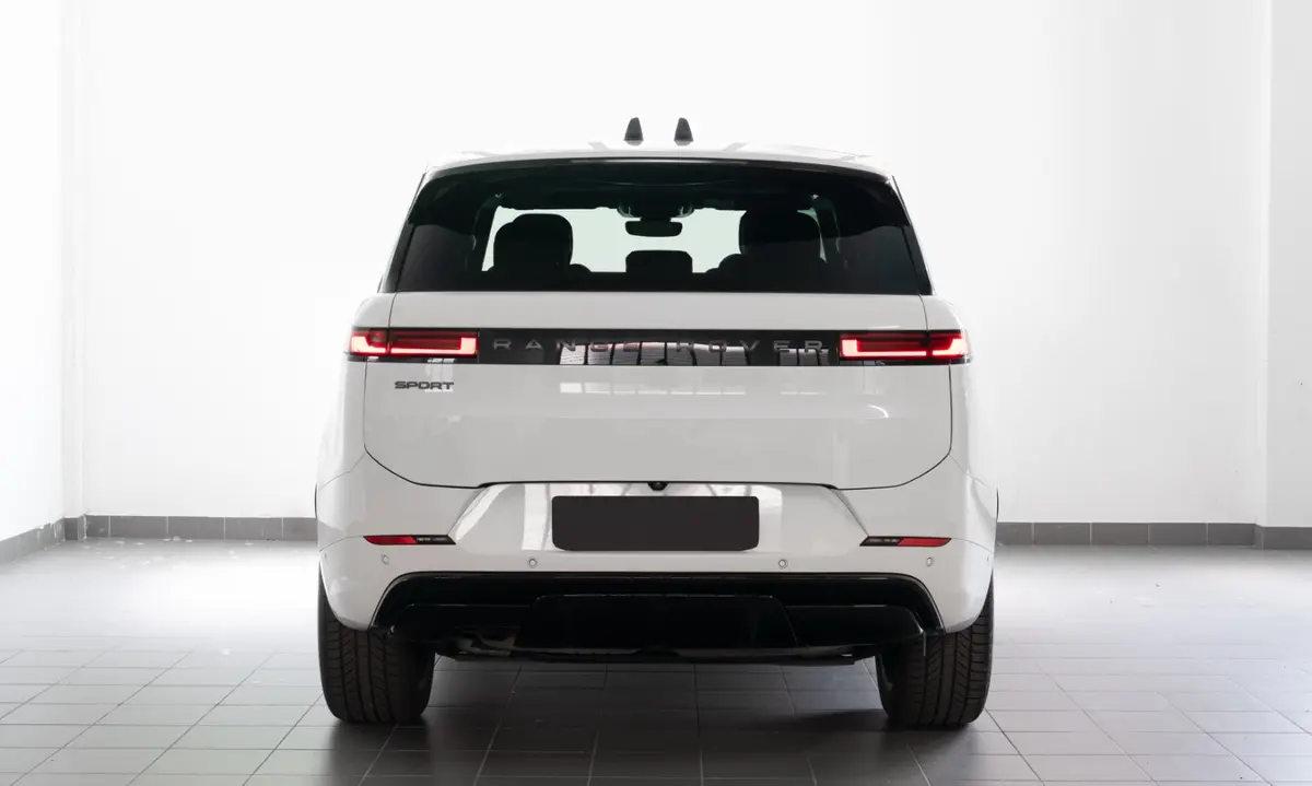 Land Rover Range Rover Sport 2025, dashboard — Florence Luxury Car Rental, Florence. Land Rover Range Rover Sport in Florence Renting the 2025 Land Rover Range Rover Sport in…