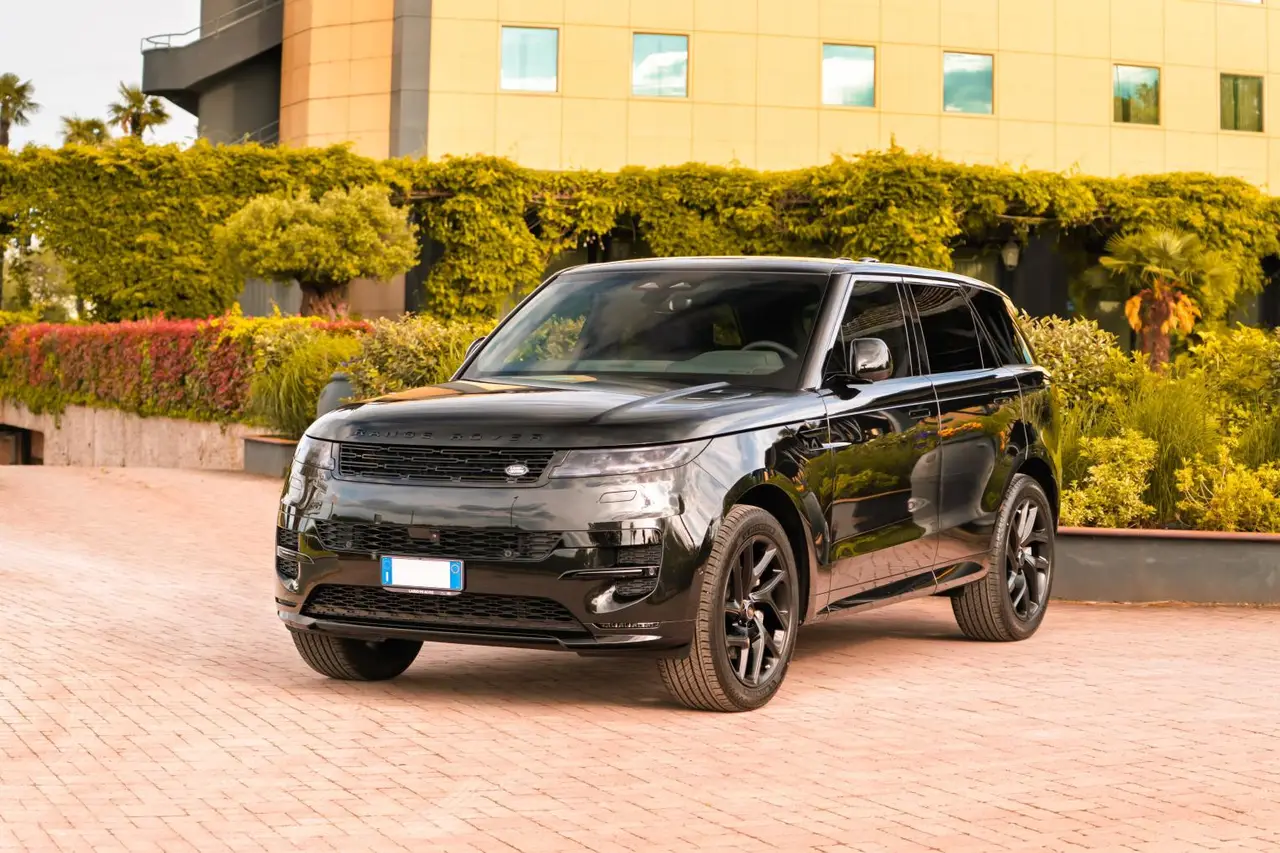Land Rover Range Rover Sport Dynamic SE 2025 — Florence Luxury Car Rental, Florence. Land Rover Range Rover Sport Dynamic SE in Florence The 2025 Land Rover Range Rover Sport…