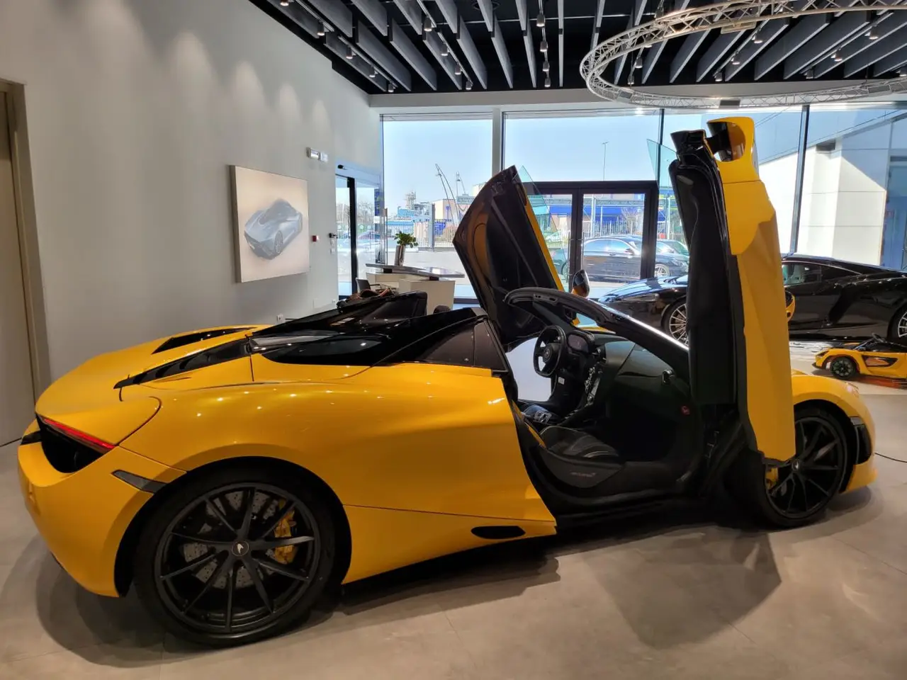 McLaren 720S Spider 2022, front view — Florence Luxury Car Rental, Florence. McLaren 720S Spider in Florence The 2022 McLaren 720S Spider is available for rental in…