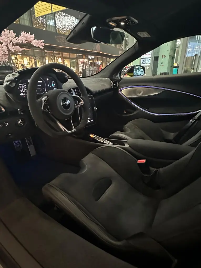 McLaren Artura Spider 2024, dashboard — Florence Luxury Car Rental, Florence. McLaren Artura Spider in Florence The 2024 McLaren Artura Spider is available for rental…