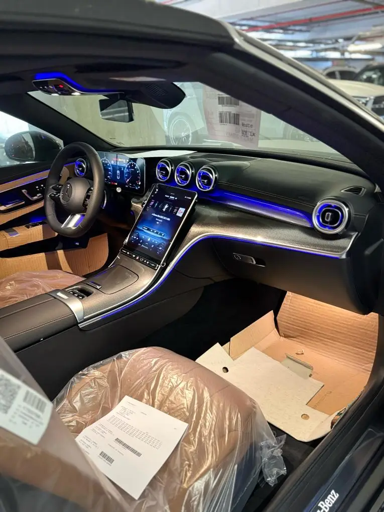 Mercedes Benz CLE 300 Cabriolet AMG Premium 2025, exterior — Florence Luxury Car Rental, Florence. Mercedes Benz CLE 300 Cabriolet AMG Premium in Florence The 2025 Mercedes Benz CLE 300…
