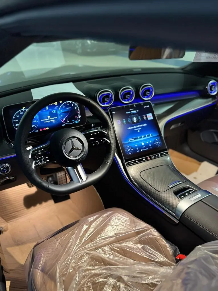 Mercedes Benz CLE 300 Cabriolet AMG Premium 2025, front view — Florence Luxury Car Rental, Florence. Mercedes Benz CLE 300 Cabriolet AMG Premium in Florence The 2025 Mercedes Benz CLE 300…