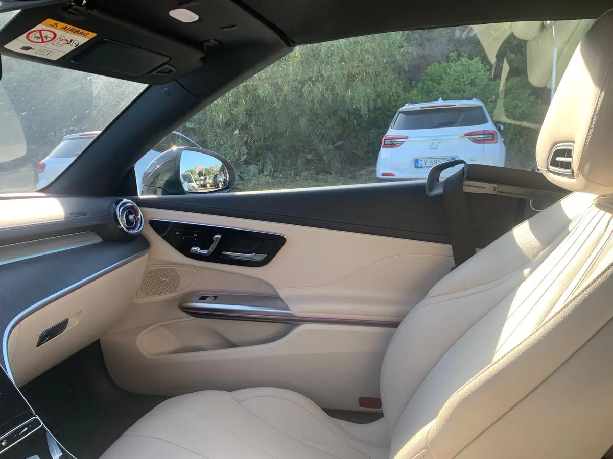 Mercedes Benz CLE Cabrio 2025, front view — Florence Luxury Car Rental, Florence. Mercedes Benz CLE Cabrio in Florence The 2025 Mercedes Benz CLE Cabrio is available for…