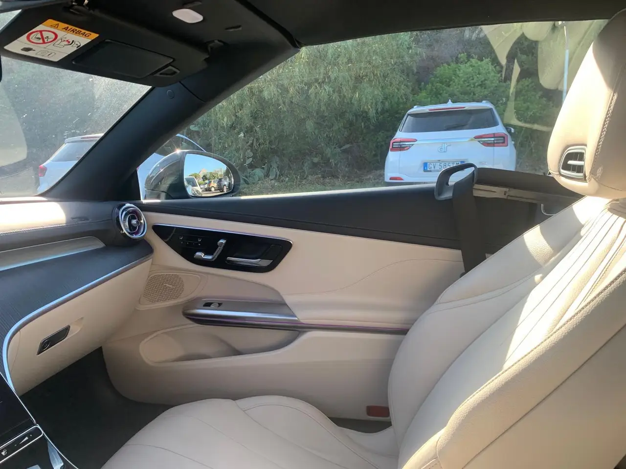 Mercedes Benz CLE Cabrio 2025, front view — Florence Luxury Car Rental, Florence. Mercedes Benz CLE Cabrio in Florence The 2025 Mercedes Benz CLE Cabrio is available for…