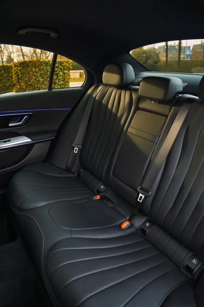 Mercedes Benz E-klasse 220d Premium Plus 2026, interior — Florence Luxury Car Rental, Florence. Mercedes Benz E-klasse 220d Premium Plus in Florence The 2026 Mercedes Benz E-klasse 220d…