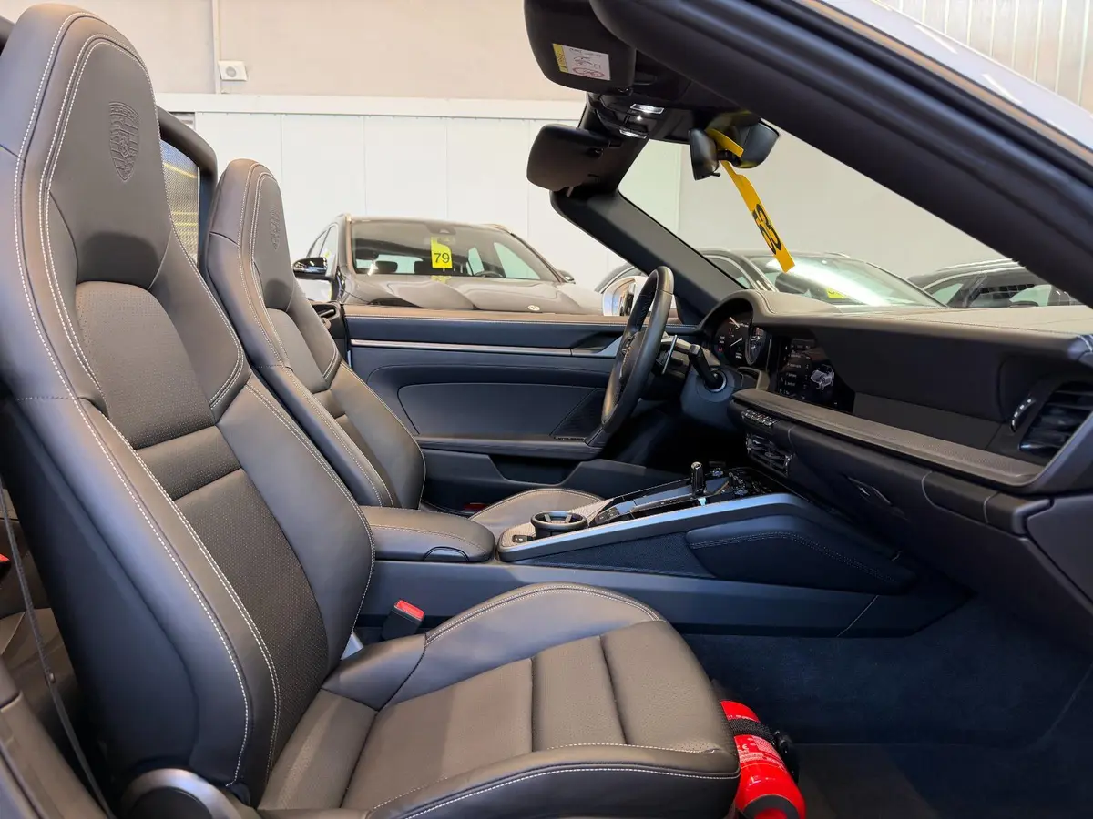 Porsche 911 Carrera S Cabrio (992) 2025, exterior — Florence Luxury Car Rental, Florence. Porsche 911 Carrera S Cabrio (992) in Florence Renting the 2025 Porsche 911 Carrera S…