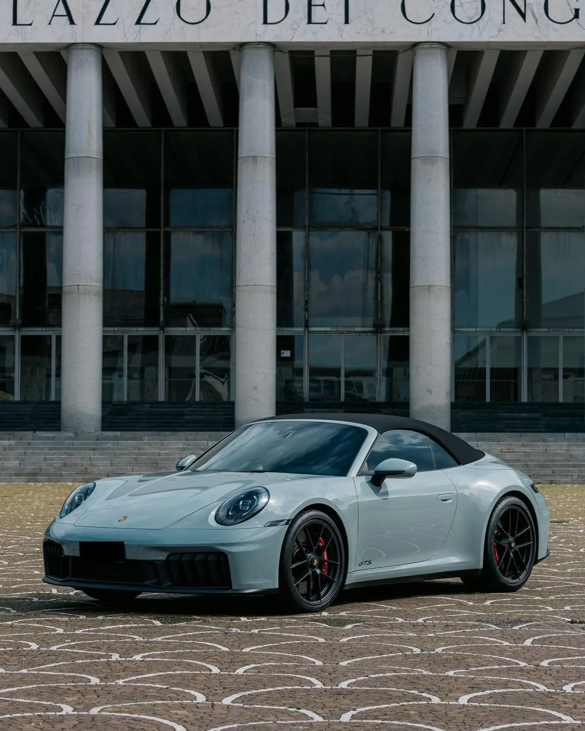 Porsche Carrera Spyder 992,2 GTS 2025 — Florence Luxury Car Rental, Florence. Porsche Carrera Spyder 992,2 GTS in Florence Renting the 2025 Porsche Carrera Spyder…