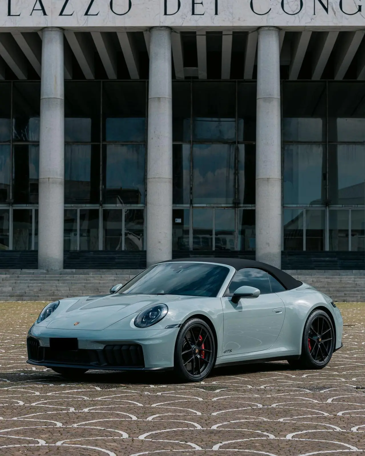Porsche Carrera Spyder 992,2 GTS 2025 — Florence Luxury Car Rental, Florence. Porsche Carrera Spyder 992,2 GTS in Florence Renting the 2025 Porsche Carrera Spyder…