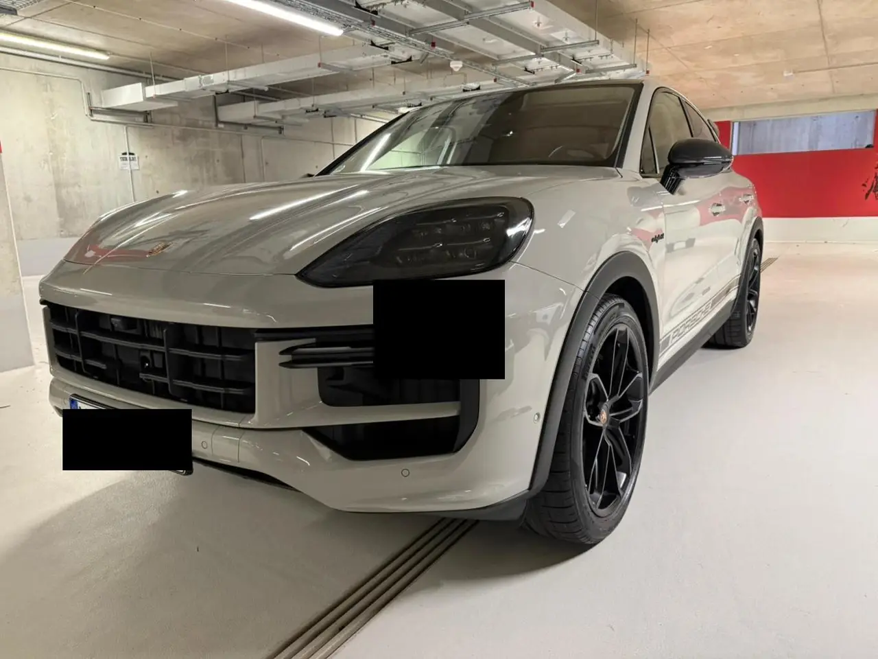 Porsche Cayenne Turbo E-Hybrid Coupé GT 2026 — Florence Luxury Car Rental, Florence. Porsche Cayenne Turbo E-Hybrid Coupé GT in Florence Renting the 2026 Porsche Cayenne…