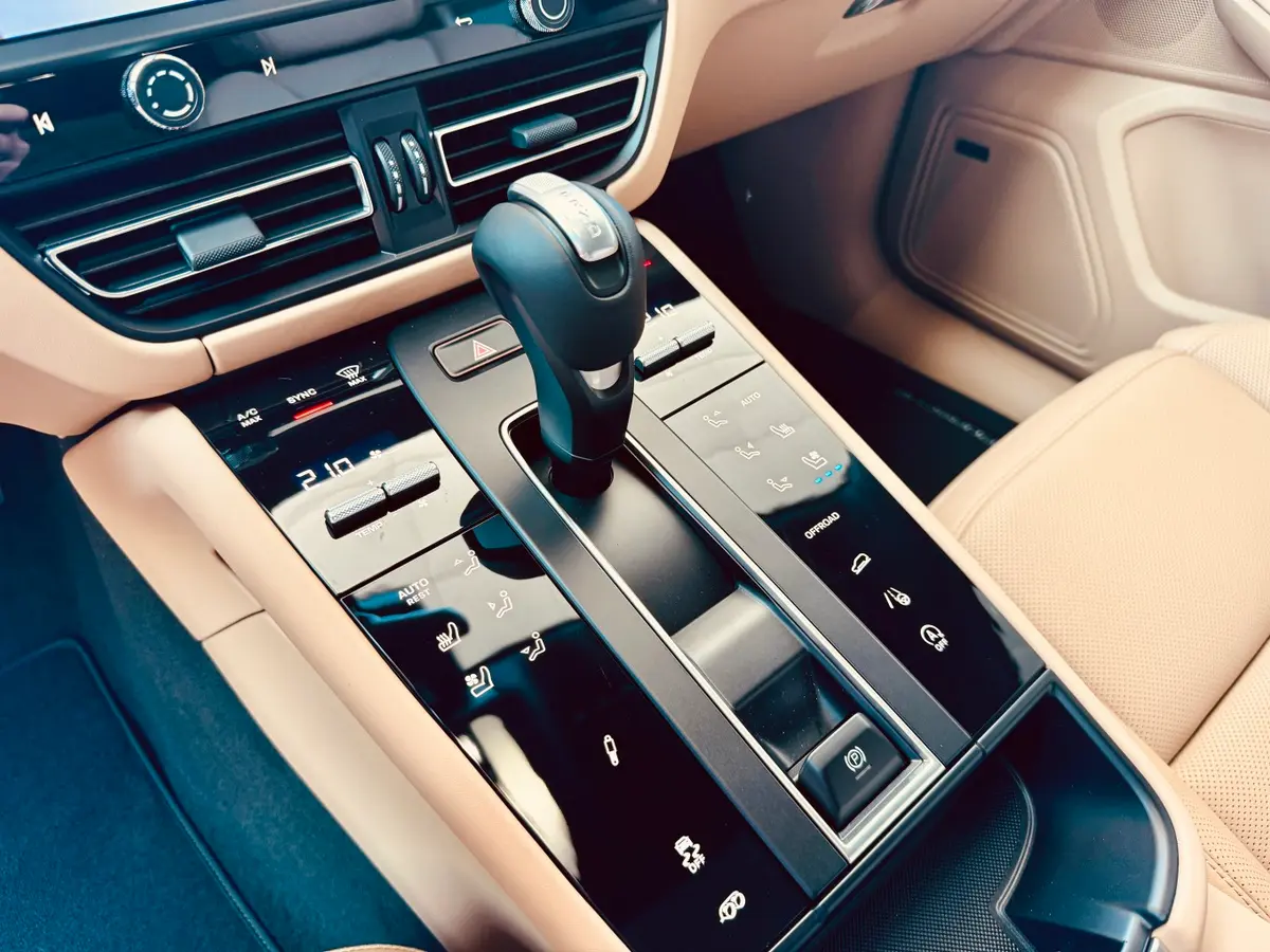 Porsche Macan 2024, interior — Florence Luxury Car Rental, Florence. Porsche Macan in Florence Renting the 2024 Porsche Macan in Florence provides an SUV…