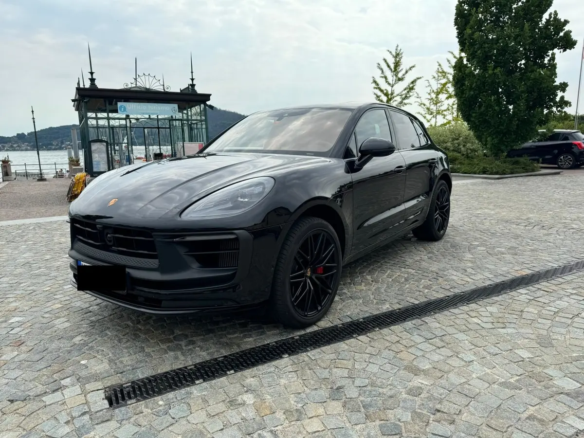 Porsche Macan GTS 2024, rear view — Florence Luxury Car Rental, Florence. Porsche Macan GTS in Florence Renting the 2024 Porsche Macan GTS in Florence provides an…