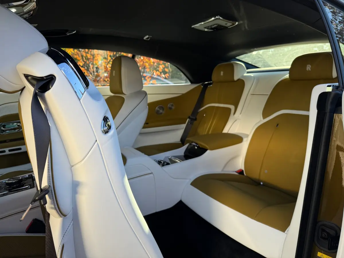 Rolls-Royce Spectre 2024, interior — Florence Luxury Car Rental, Florence. Rolls-Royce Spectre in Florence Renting the 2024 Rolls-Royce Spectre in Florence provides…